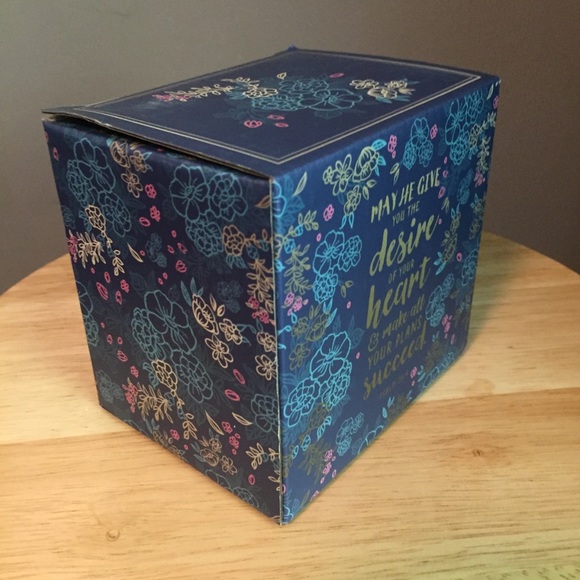 Inspirational Gift Boxed
BLESSING Mug Coffee Cup Gift - Picture 8 of 10